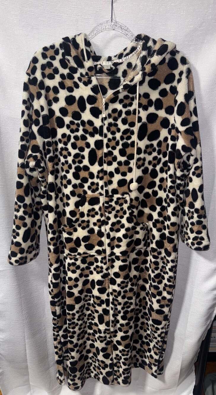 PINK Victoria's Secret Women's Plus Size 1X Leopard Print Fleece Hooded Zip-Fron